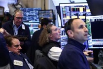 午盘：美股转涨 标普指数上涨0.6%