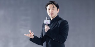 立志超越马斯克的俞浩，看上了另一个“大嘴”