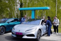 比亚迪闪充站：腾势欧洲上市的“隐藏王牌”