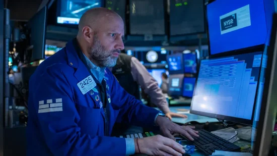 午盘:美股基本持平 市场聚焦经贸会谈 第1张 午盘:美股基本持平 市场聚焦经贸会谈 第1张