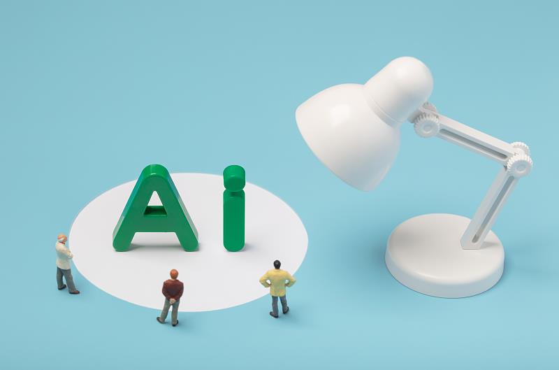 AI账号成起号新套路 多手段绕过“AI打标”背后有哪些隐患？  第1张