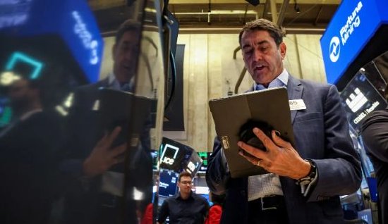 盘前：道指期货跌0.38% 油价暴跌近4%  第2张