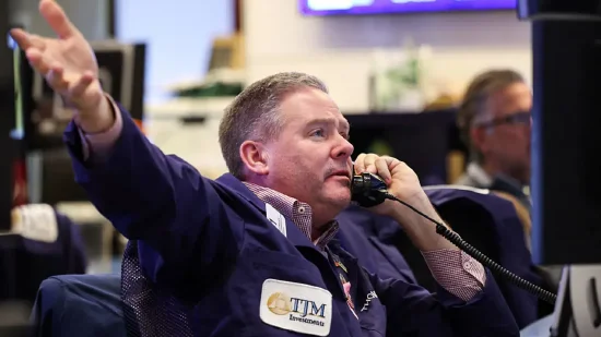 早盘：美股周一涨跌不一 纳指与标普指数转涨  第1张