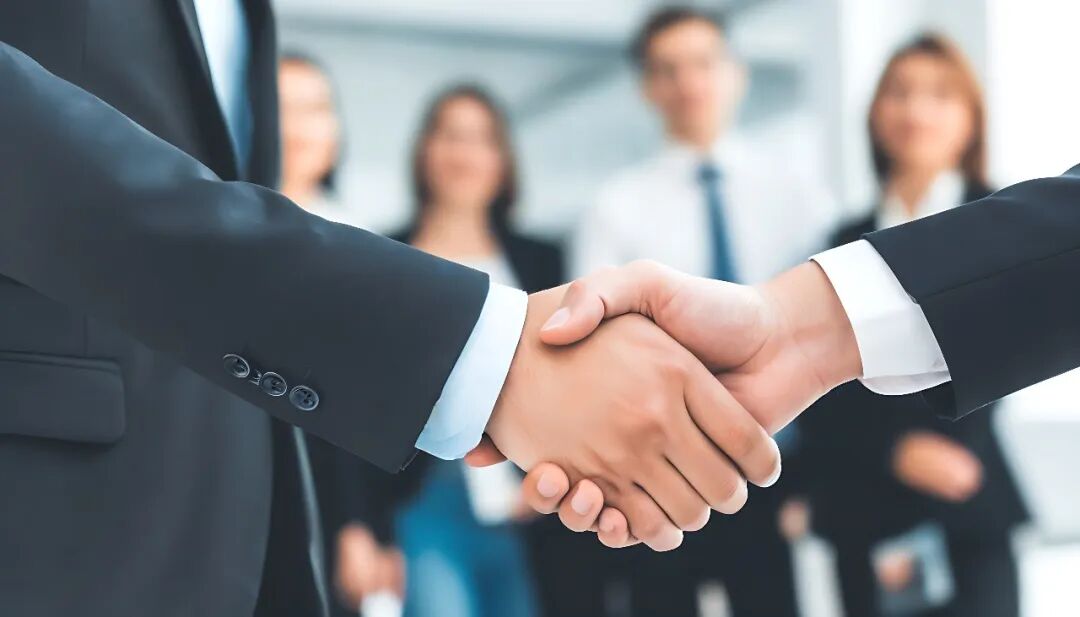 攒局200亿，公考冤家突变盟友  第1张