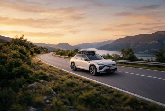 不止于轿车轻奢休旅范 东风雪铁龙新款凡尔赛C5 X自在上市  第12张